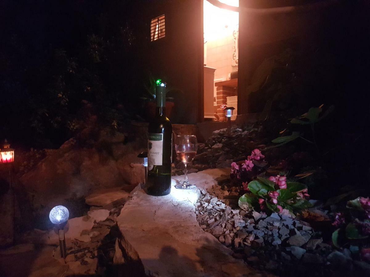 Holiday Home Paradise Beach 希贝尼克 外观 照片